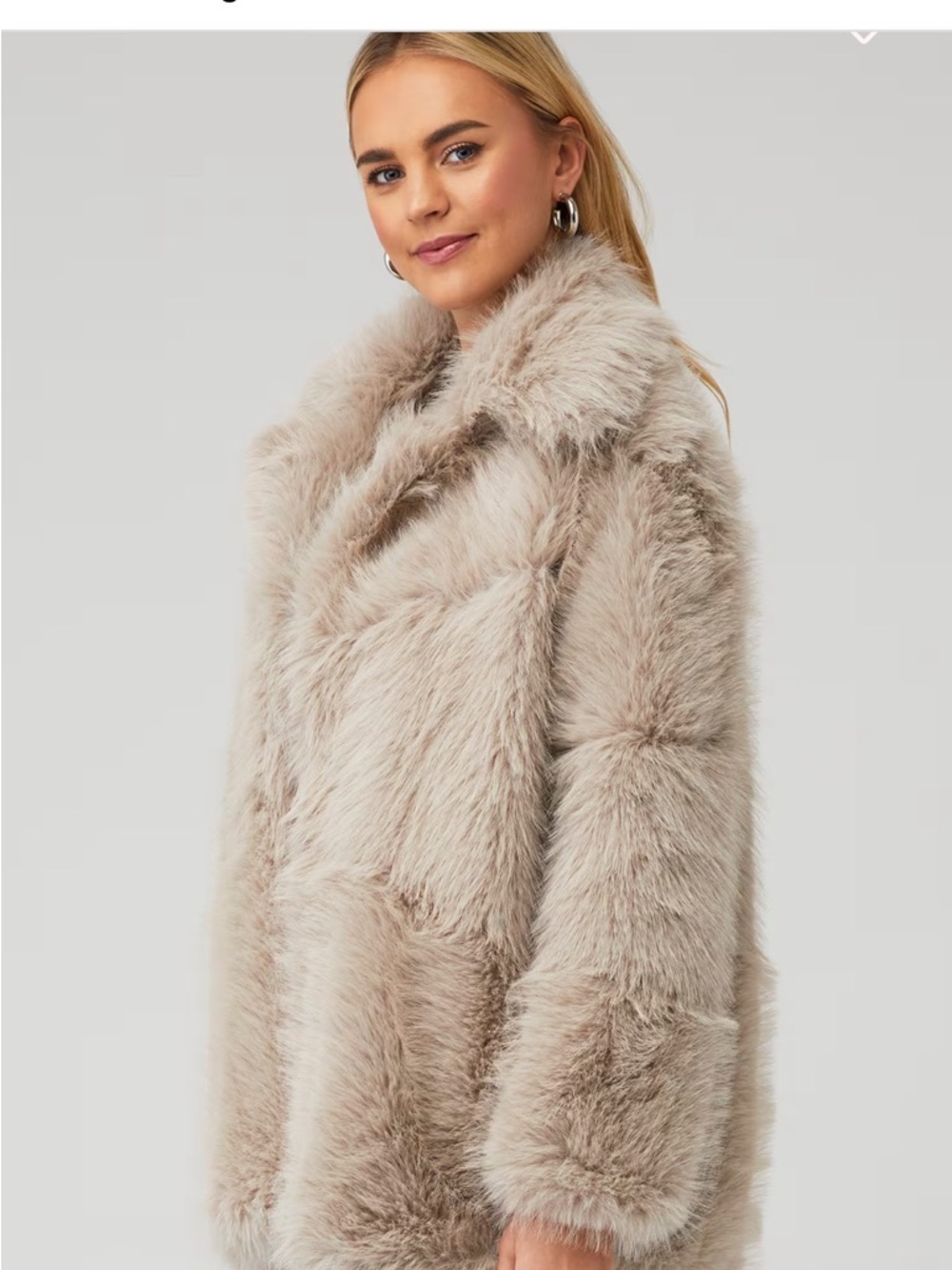 ASTR The Label Hadley Faux Fur Coat 🤍 XS/S Retail $220 - Picture 2 of 4